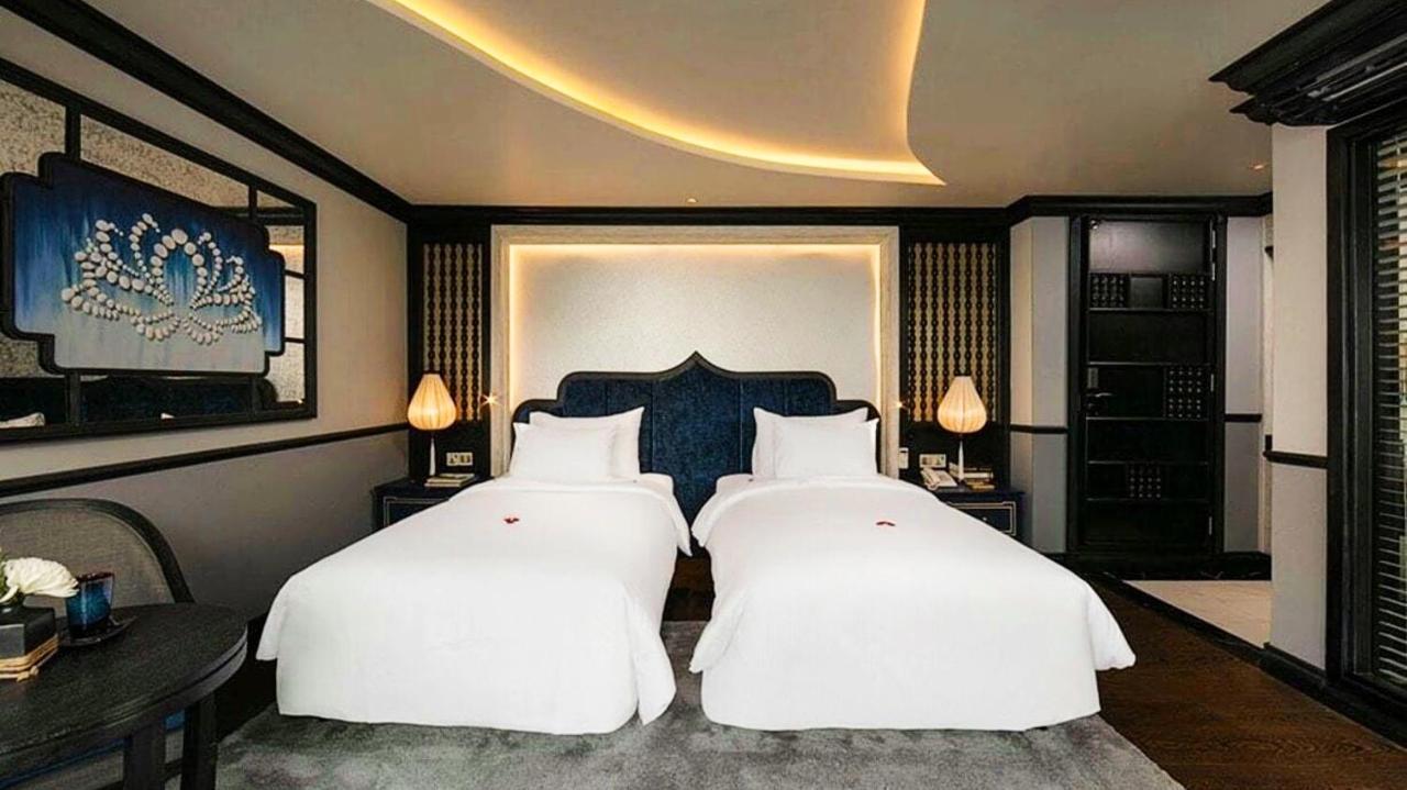 Lotus Elegance Cruise Hotel Ha Long Exterior photo