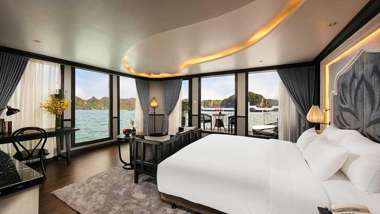Lotus Elegance Cruise Hotel Ha Long Exterior photo